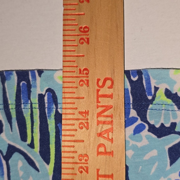 Lilly Pulitzer Blue and Green Sand Dollar Under The Sea Top 3/4 Sleeve Size M - Picture 13 of 13